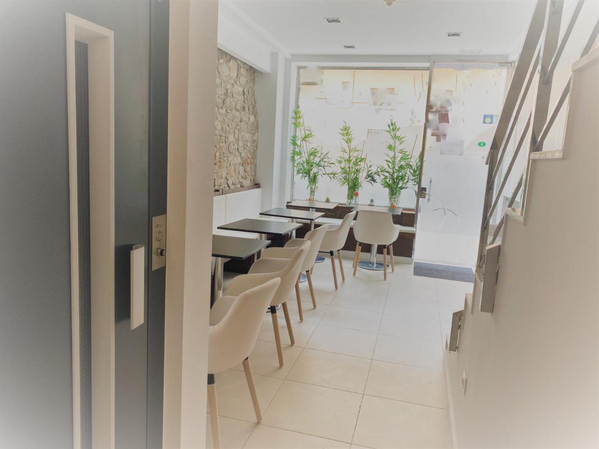 Hostal Somnis Suria Bagian luar foto